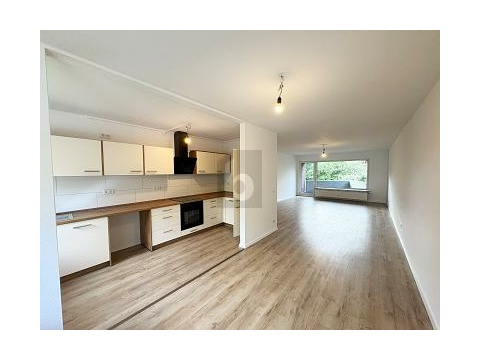 Etagenwohnung kaufen in Schleswig, mit Garage, 90 m² Wohnfläche, 3 Zimmer