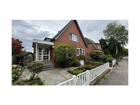Einfamilienhaus kaufen in Hamburg Billstedt, 650 m² Grundstück, 155 m² Wohnfläche, 6 Zimmer