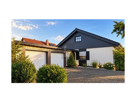 Einfamilienhaus kaufen in Malsfeld, mit Stellplatz, 880 m² Grundstück, 120 m² Wohnfläche, 6 Zimmer