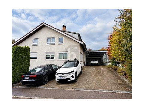 Mehrfamilienhaus kaufen in Ulm, mit Stellplatz, 744 m² Grundstück, 312 m² Wohnfläche, 14 Zimmer