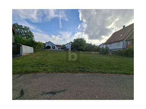 Gewerbegrundstück kaufen in Neuenbürg, 851 m² Grundstück