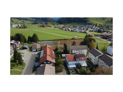 Reihenendhaus kaufen in Oberstaufen, mit Stellplatz, 108 m² Grundstück, 142 m² Wohnfläche, 5 Zimmer