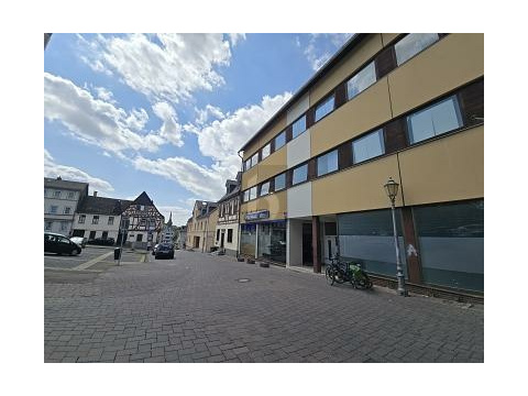 Etagenwohnung kaufen in Hadamar, 162 m² Wohnfläche, 5 Zimmer