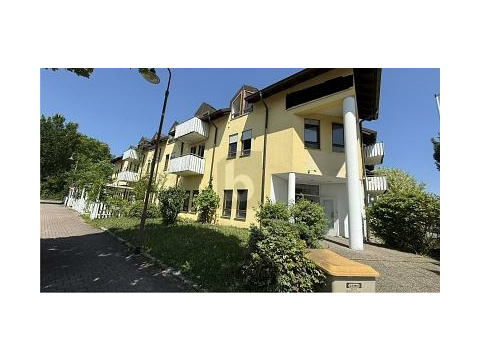 Mehrfamilienhaus kaufen in Brackenheim, mit Stellplatz, 1.512 m² Grundstück, 1.196 m² Wohnfläche, 42 Zimmer