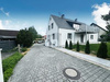Mehrfamilienhaus kaufen in Adelsried, mit Stellplatz, 813 m² Grundstück, 216 m² Wohnfläche, 7,5 Zimmer