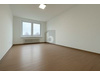 Etagenwohnung kaufen in Henstedt-Ulzburg, mit Stellplatz, 58 m² Wohnfläche, 2 Zimmer