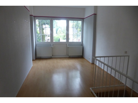 Erdgeschosswohnung kaufen in Berlin, mit Stellplatz, 98,52 m² Wohnfläche, 3 Zimmer