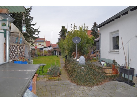 Einfamilienhaus kaufen in Mutterstadt, mit Garage, 770 m² Grundstück, 152 m² Wohnfläche, 5,5 Zimmer