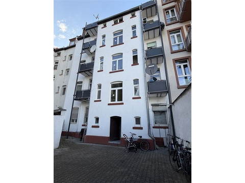 Mehrfamilienhaus kaufen in Ludwigshafen am Rhein, 211 m² Grundstück, 475 m² Wohnfläche, 19 Zimmer