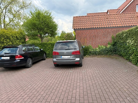Einstellparkplatz