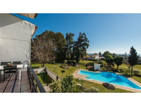 Wohnung kaufen in Estepona, 118 m² Wohnfläche, 5 Zimmer