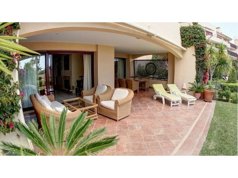 Wohnung kaufen in Estepona, 112 m² Wohnfläche, 3 Zimmer
