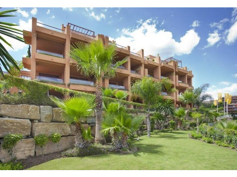 Etagenwohnung kaufen in Estepona, 105,09 m² Wohnfläche, 3 Zimmer