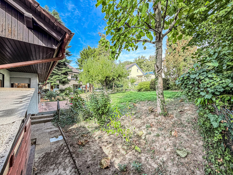 Blick von der Dachterrasse Richtung Garten