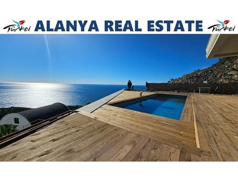 Villa kaufen in Kargıcak, 673 m² Grundstück, 440 m² Wohnfläche, 7 Zimmer
