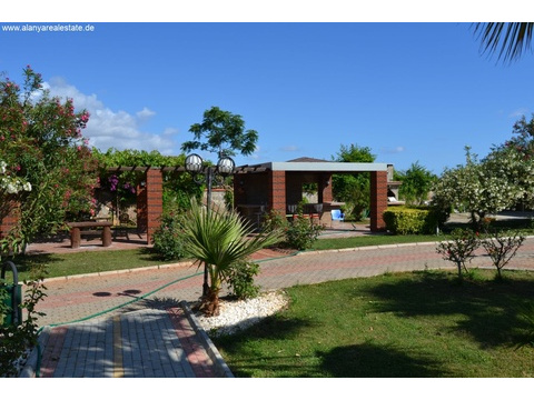 Voll möbliertes Duplex Penthaus gleich am Strand mit Pool und fantastischem Meerblick