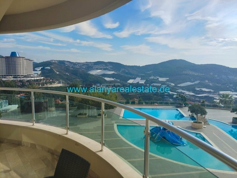 Voll möbliertes 3 Zimmer Luxus Apartment mit fantastischem Meerblick im Gold City 5 Sterne Komplex