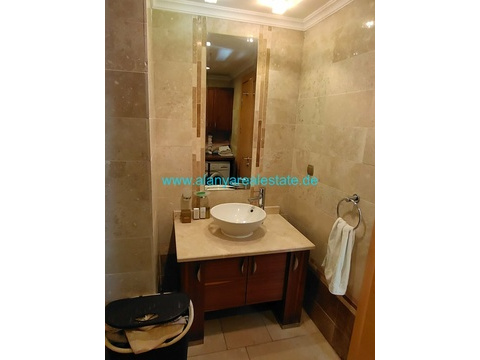 Voll möbliertes 3 Zimmer Luxus Apartment mit fantastischem Meerblick im Gold City 5 Sterne Komplex
