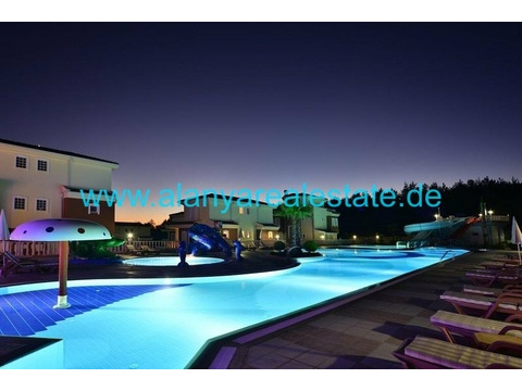 Triplex Villa in einer tollen Luxus Anlage mit Meerblick ()