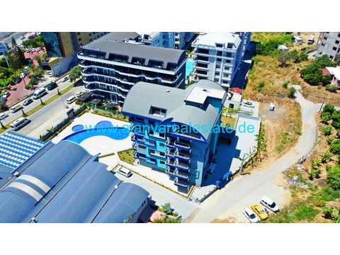Brandneue Luxus Residence in Top Lage in direkter Strandnähe mit Pool