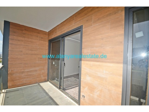 Brandneue super Luxus Villen mit privat Pool in Strand Nähe.