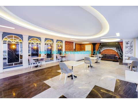 BEST OFFER Neue Drei Zimmer Luxus Wohnung mit Pool und Hallenbad in direkter Strand Nähe ()