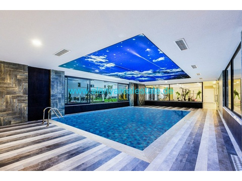BEST OFFER Neue Drei Zimmer Luxus Wohnung mit Pool und Hallenbad in direkter Strand Nähe ()