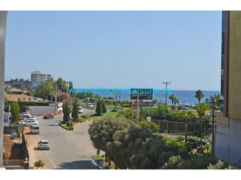 BEST OFFER Neue Drei Zimmer Luxus Wohnung mit Pool und Hallenbad in direkter Strand Nähe ()