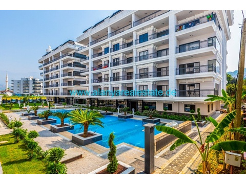 BEST OFFER Neue Drei Zimmer Luxus Wohnung mit Pool und Hallenbad in direkter Strand Nähe ()
