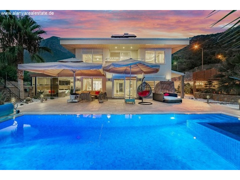 Super Luxus Villa voll möbliert mit privat Pool in ruhiger Lage ()