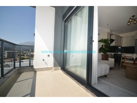 BEST OFFER Voll möblierte neue 2 Zimmer Wohnung mit Pool und Meerblick