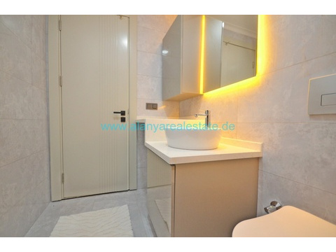BEST OFFER Voll möblierte neue 2 Zimmer Wohnung mit Pool und Meerblick