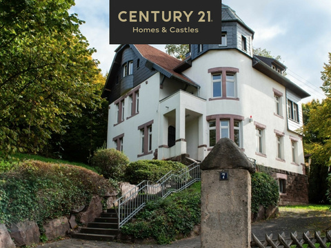 Bürozentrum kaufen in Ottweiler, mit Garage, 305 m² Bürofläche, 12 Zimmer