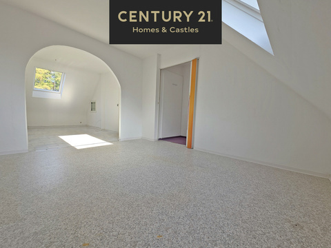 Etagenwohnung mieten in Saarbrücken, mit Stellplatz, 41 m² Wohnfläche, 2 Zimmer