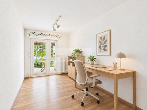 Arbeits-, Kinder-/ Gästezimmer- 4 Zimmerwohnung in Königswinter (mit KI-bearbeitet)