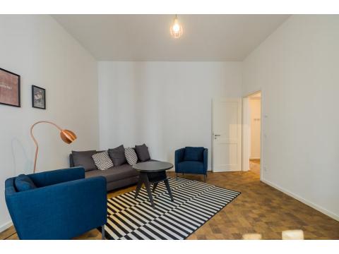 Etagenwohnung mieten in Berlin, mit Stellplatz, 71 m² Wohnfläche, 2 Zimmer