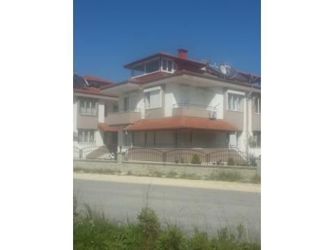 Doppelhaushälfte kaufen in Ilıca Belediyesi, mit Stellplatz, 10.500 m² Grundstück, 244 m² Wohnfläche, 5 Zimmer