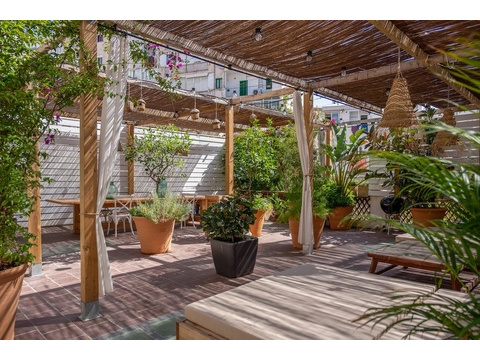 Einfamilienhaus kaufen in Palma de Mallorca, 550 m² Grundstück, 350 m² Wohnfläche, 7 Zimmer