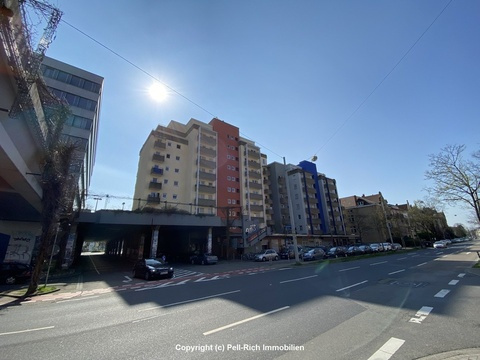Straßenansicht