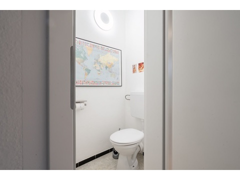 WC DG