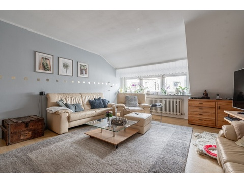 Wohnzimmer DG