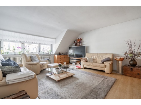 Wohnzimmer DG