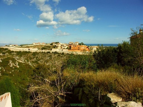 Wohngrundstück kaufen in Dénia, 978 m² Grundstück