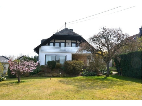Einfamilienhaus kaufen in Dürrholz, mit Garage, mit Stellplatz, 959 m² Grundstück, 209 m² Wohnfläche, 5 Zimmer