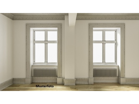 Erdgeschosswohnung kaufen in Zeitz, 103 m² Wohnfläche, 4 Zimmer