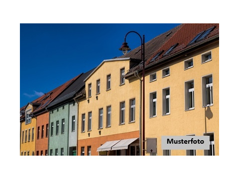 Mehrfamilienhaus kaufen in Duisburg, 259 m² Grundstück, 395 m² Wohnfläche, 1 Zimmer