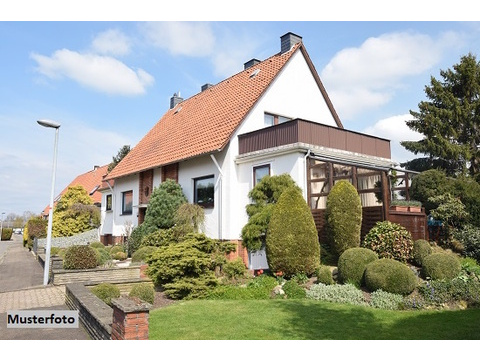 Einfamilienhaus kaufen in Hattingen, 17.077 m² Grundstück, 304 m² Wohnfläche