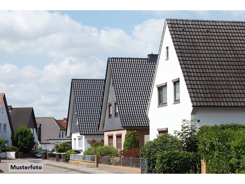 Einfamilienhaus kaufen in Eitorf, 742 m² Grundstück, 210 m² Wohnfläche, 6 Zimmer