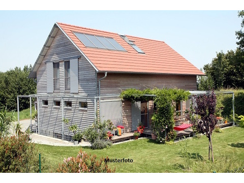 Ferienhaus kaufen in Falkenstein/Harz, 408 m² Grundstück, 29 m² Wohnfläche, 2 Zimmer
