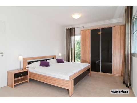 Ferienhaus kaufen in Falkenstein/Harz, 408 m² Grundstück, 29 m² Wohnfläche, 2 Zimmer